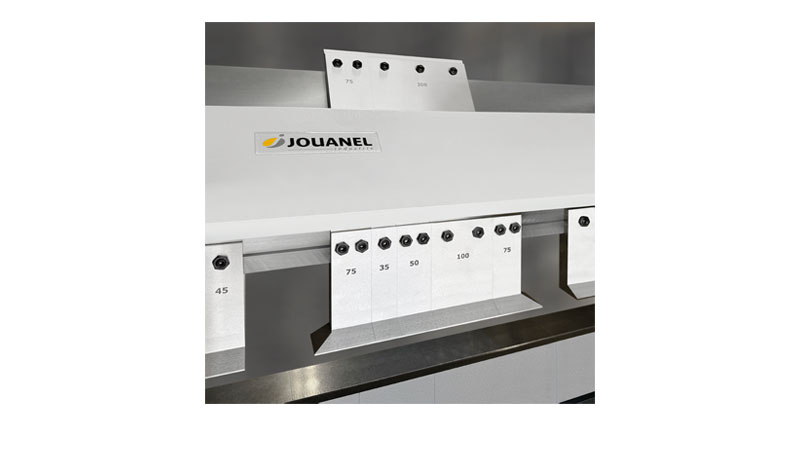 KANTMASKIN MED SEGMENTSKENA NOVIPRO 1270 MM