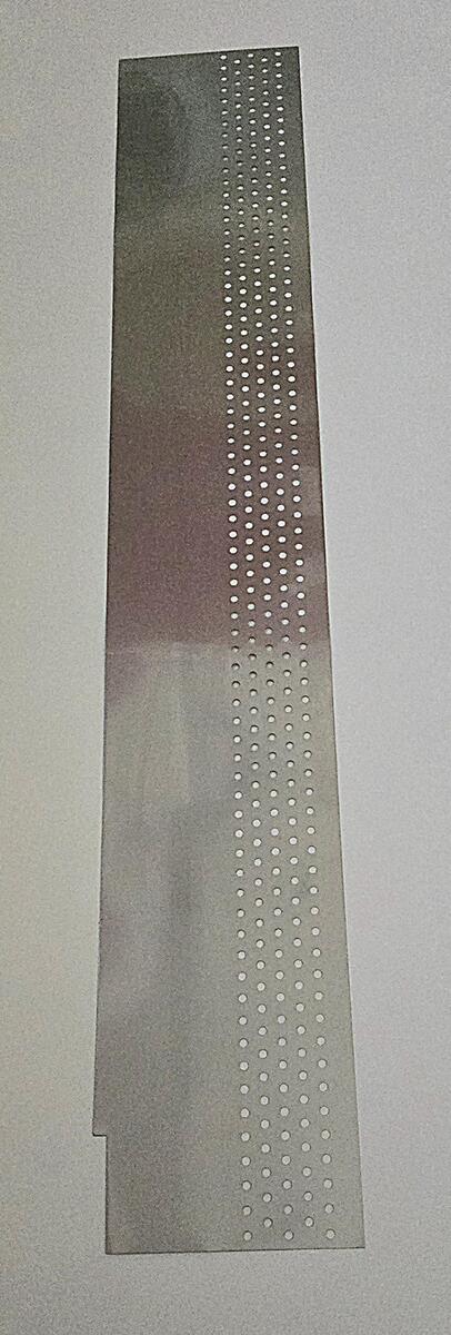 FOTPLÅTÄMNE PERFORERAD PLAN RF 4301 1500 0,5 MM